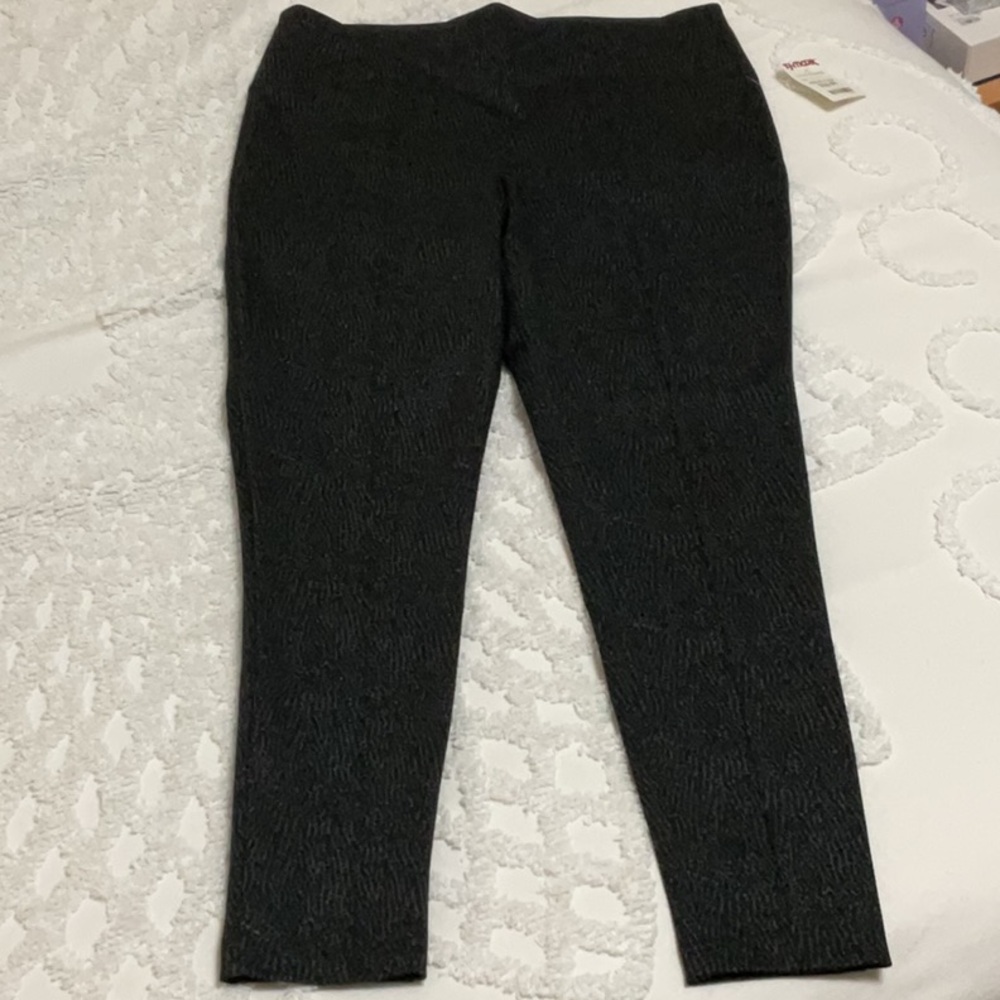 Rachel Zoe animal print straight leg stretch pants with pull on waist